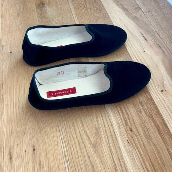 ViBi Venezia Black unisex velvet slippers Brand Nee with Box NERO-768x923.jpg main image 4
